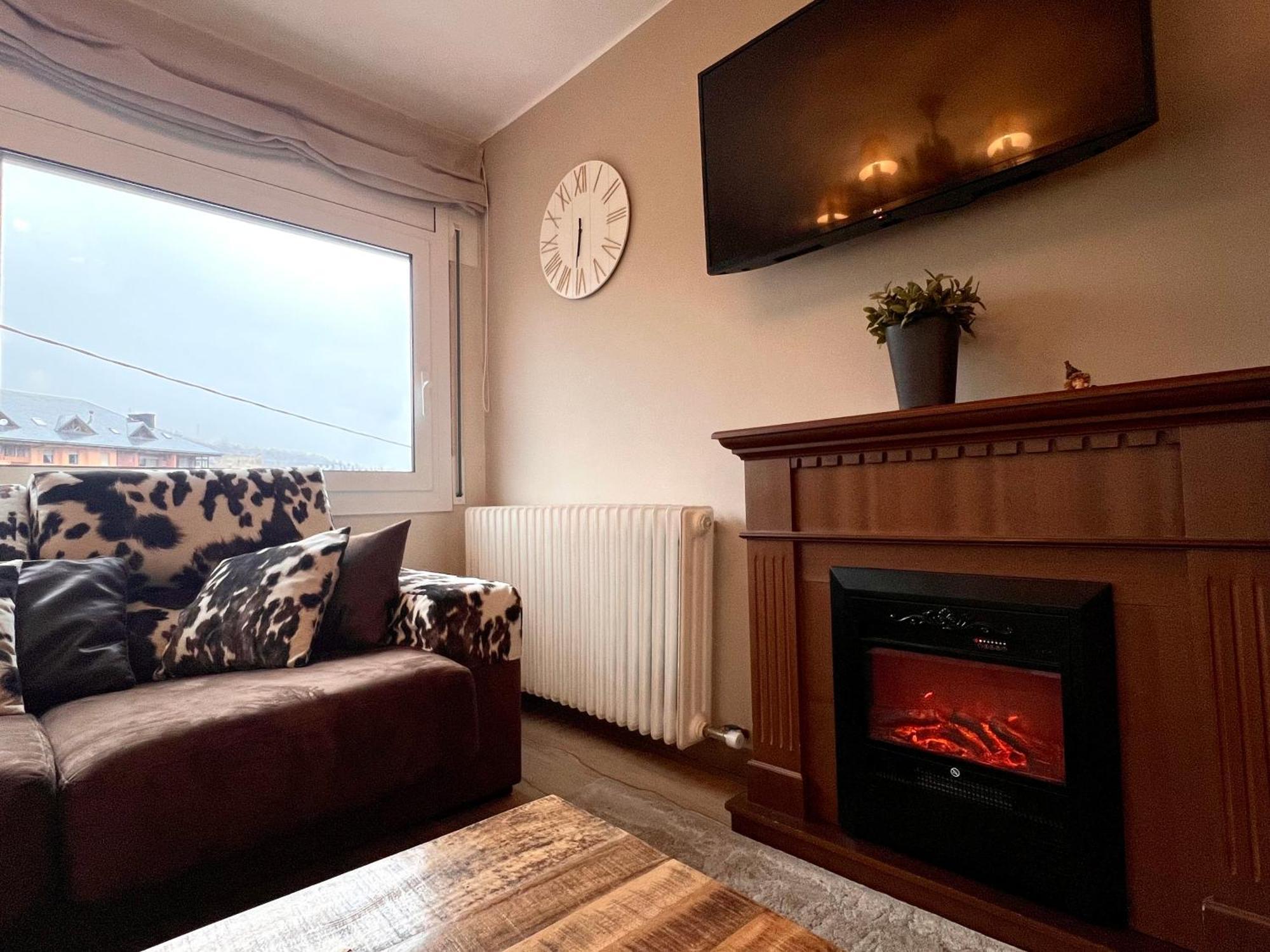 Apartament Les Vernedes - L'Amfitriona Сорт Екстериор снимка
